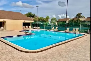 770 N Village Lake Terrace N, Saint Petersburg, FL 33716 - Photo 17