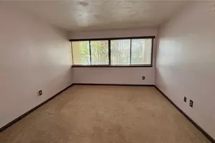 770 N Village Lake Terrace N, Saint Petersburg, FL 33716 - Photo 7