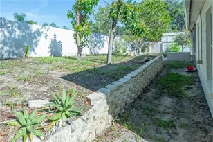 1306 Island Cove Dr, Deland, FL 32724 - Photo 29