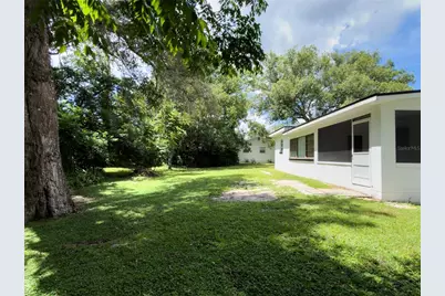 374 W Graves Avenue, Orange City, FL 32763 - Photo 17