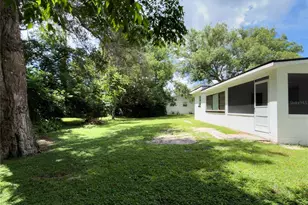 374 W Graves Ave, Orange City, FL 32763 - Photo 17