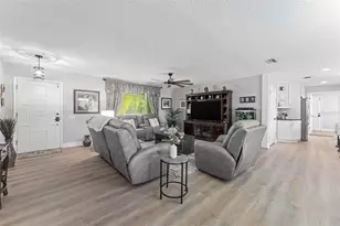 2131 W Poinsettia Dr, Port Orange, FL 32128 - Photo 9