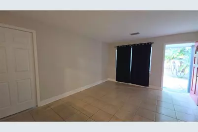 105 S Colorado Avenue, Deland, FL 32720 - Photo 5