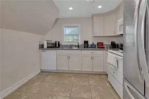 903 E New York Ave, Deland, FL 32724 - Photo 25
