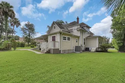 903 E New York Avenue, Deland, FL 32724 - Photo 47