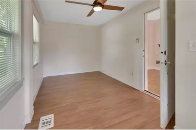 903 E New York Avenue, Deland, FL 32724 - Photo 21