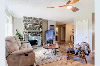 97 S Courtland Boulevard, Deltona, FL 32738 - Photo 9