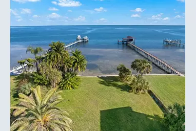 6100 Bahama Shores Drive S, Saint Petersburg, FL 33705 - Photo 7