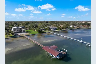 6100 Bahama Shores Drive S, Saint Petersburg, FL 33705 - Photo 3
