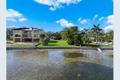 6100 Bahama Shores Drive S, Saint Petersburg, FL 33705 - Photo 19