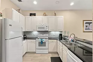 512 Lucaya Loop, Davenport, FL 33897 - Photo 13