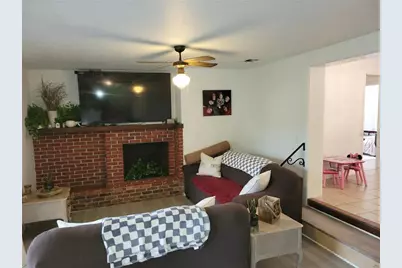 906 E Wisconsin Avenue, Deland, FL 32724 - Photo 13