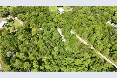 105 Perry Avenue, Satsuma, FL 32189 - Photo 11