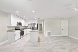 405 S Boston Ave, Deland, FL 32724 - Photo 7