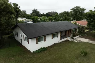 1004 N Camphor Ln, Deland, FL 32720 - Photo 5