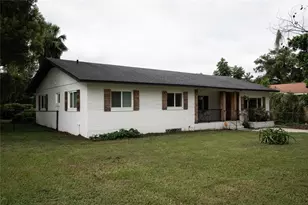 1004 N Camphor Ln, Deland, FL 32720 - Photo 27