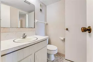 935 N Halifax Ave, Daytona Beach, FL 32118 - Photo 5