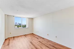 935 N Halifax Ave, Daytona Beach, FL 32118 - Photo 13