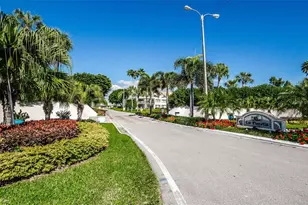 5541 Puerta Del Sol Blvd S, Saint Petersburg, FL 33715 - Photo 77
