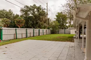 440 Berwick Cir, Deland, FL 32724 - Photo 5