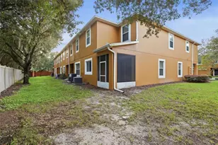5529 Rutherford Pl, Oviedo, FL 32765 - Photo 3