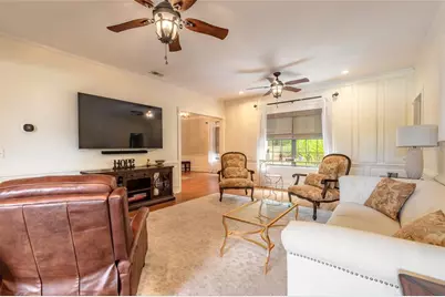 208 W Stetson Avenue, Deland, FL 32720 - Photo 5