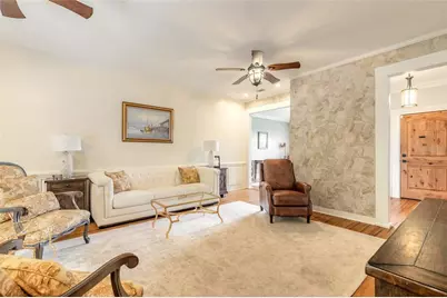 208 W Stetson Avenue, Deland, FL 32720 - Photo 7