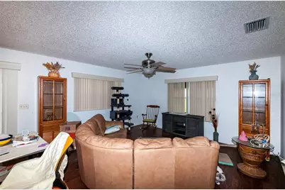 9291 SE 173rd Surrey Lane, The Villages, FL 32162 - Photo 3