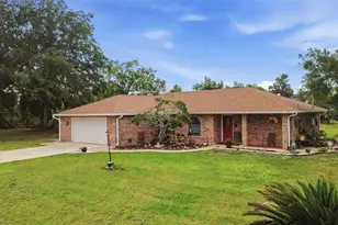 949 Collins Ave, Orange City, FL 32763 - Photo 5