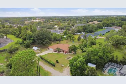 949 Collins Avenue, Orange City, FL 32763 - Photo 9
