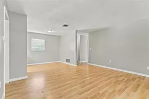 4750 Kempston Dr, Orlando, FL 32812 - Photo 5