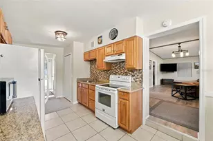 742 Temple Ave, Orange City, FL 32763 - Photo 17