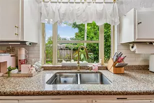 1619 New York Ave, Orlando, FL 32803 - Photo 19