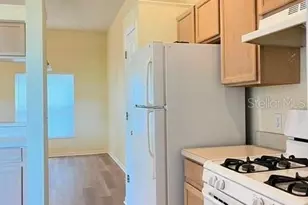 430 Berwick Cir, Deland, FL 32724 - Photo 5