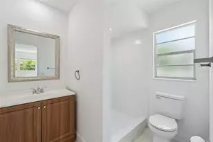 1679 E Apache Cir, Deltona, FL 32725 - Photo 23