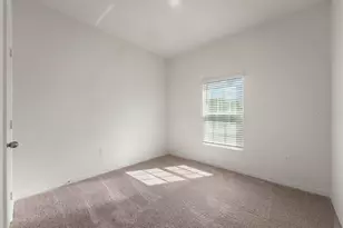 850 Glasgow Ave, Deltona, FL 32738 - Photo 13