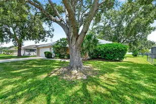 5 Spinnaker Cir, South Daytona, FL 32119 - Photo 3