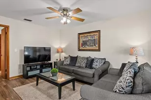 840 Center Ave, Holly Hill, FL 32117 - Photo 5