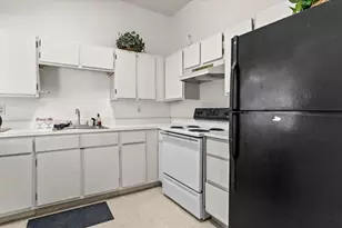 840 Center Ave, Holly Hill, FL 32117 - Photo 29