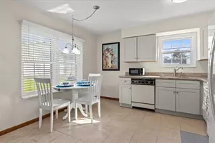 840 Center Ave, Holly Hill, FL 32117 - Photo 9