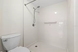 275 Indigo Dr, Daytona Beach, FL 32114 - Photo 13