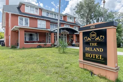 442 E New York Avenue, Deland, FL 32724 - Photo 9