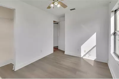 583 Cambridge Circle, South Daytona, FL 32119 - Photo 19