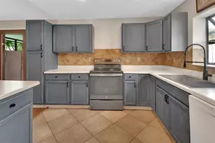 583 Cambridge Cir, South Daytona, FL 32119 - Photo 11
