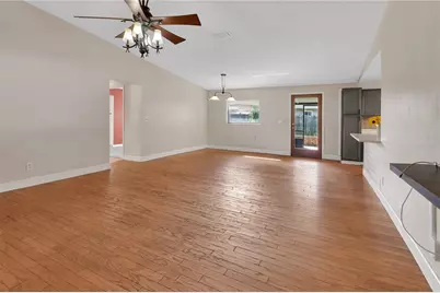 583 Cambridge Circle, South Daytona, FL 32119 - Photo 5