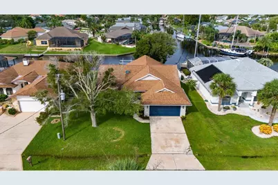 21 Collington Court, Palm Coast, FL 32137 - Photo 1