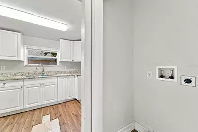 717 S Locust Avenue, Sanford, FL 32771 - Photo 17