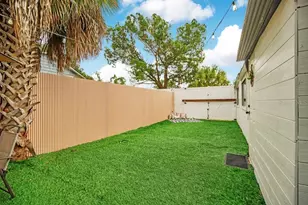 2301 Drake Dr, Orlando, FL 32810 - Photo 19