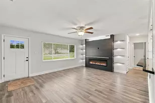 930 Dora Ave, Tavares, FL 32778 - Photo 15