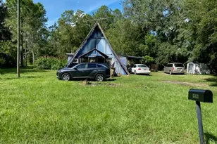 45631 Pennsylvania St, Paisley, FL 32767 - Photo 3
